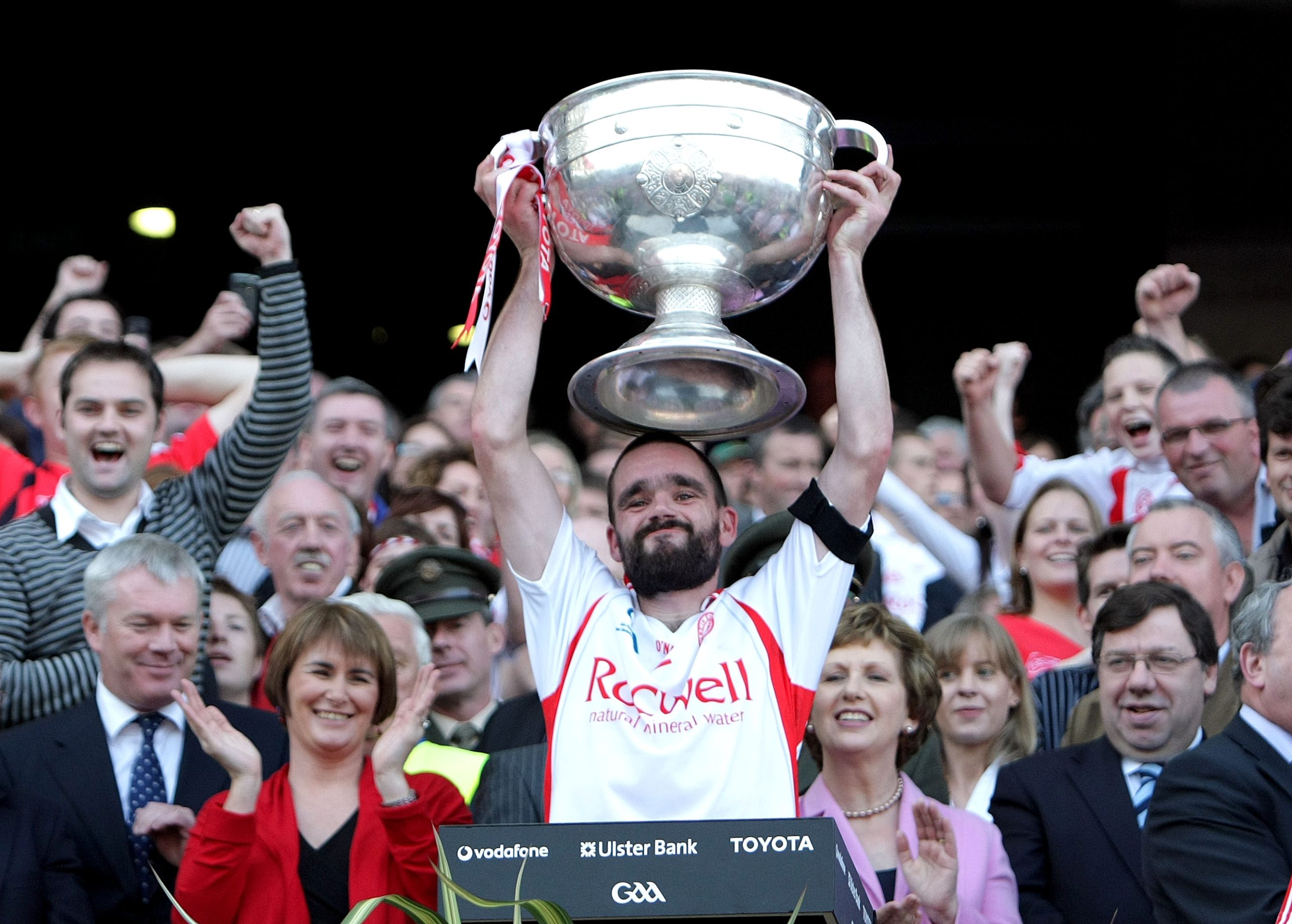 All Ireland Senior Football Championship Final 21/9/2008
Tyrone
Ryan McMenamin lifts the Sam Maguire 
Mandatory Credit ©INPHO/Morgan Treacy